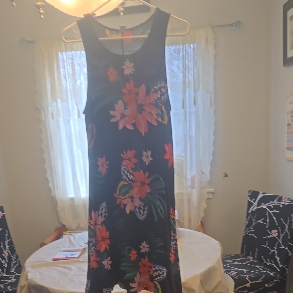 Floral Sleeveless Dress - Black and Pink